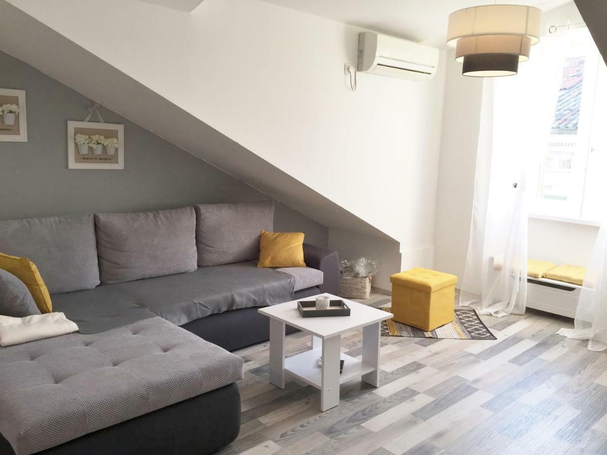 Charming Rijeka City Center Apartment Renee מראה חיצוני תמונה